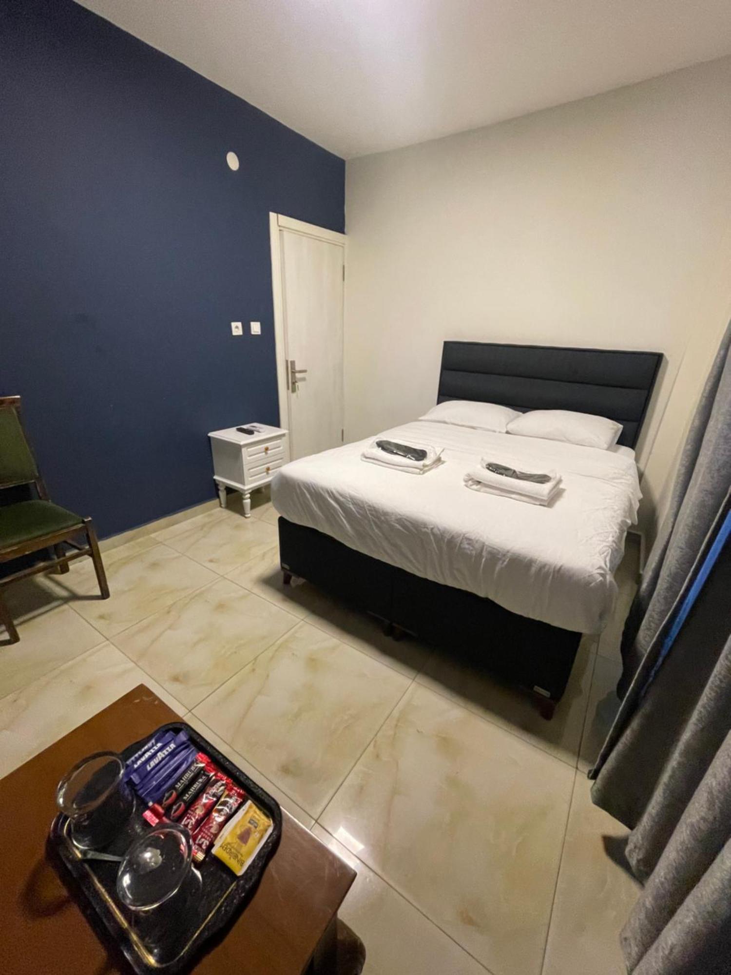 The Antares Hotell Istanbul Exteriör bild