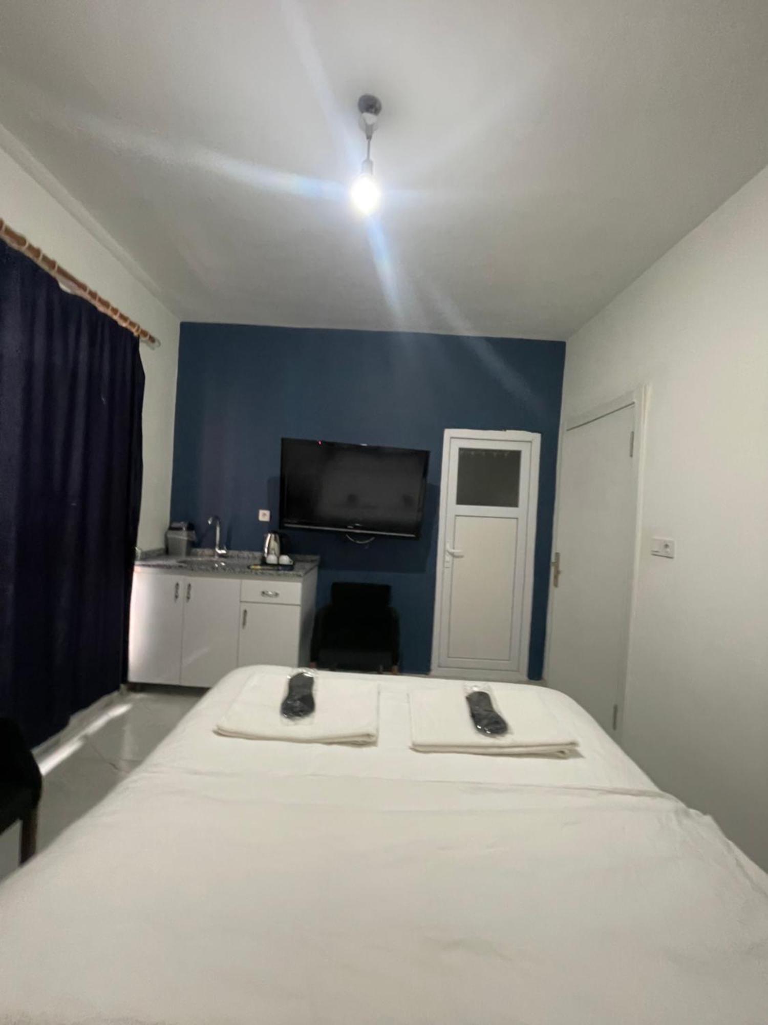 The Antares Hotell Istanbul Exteriör bild