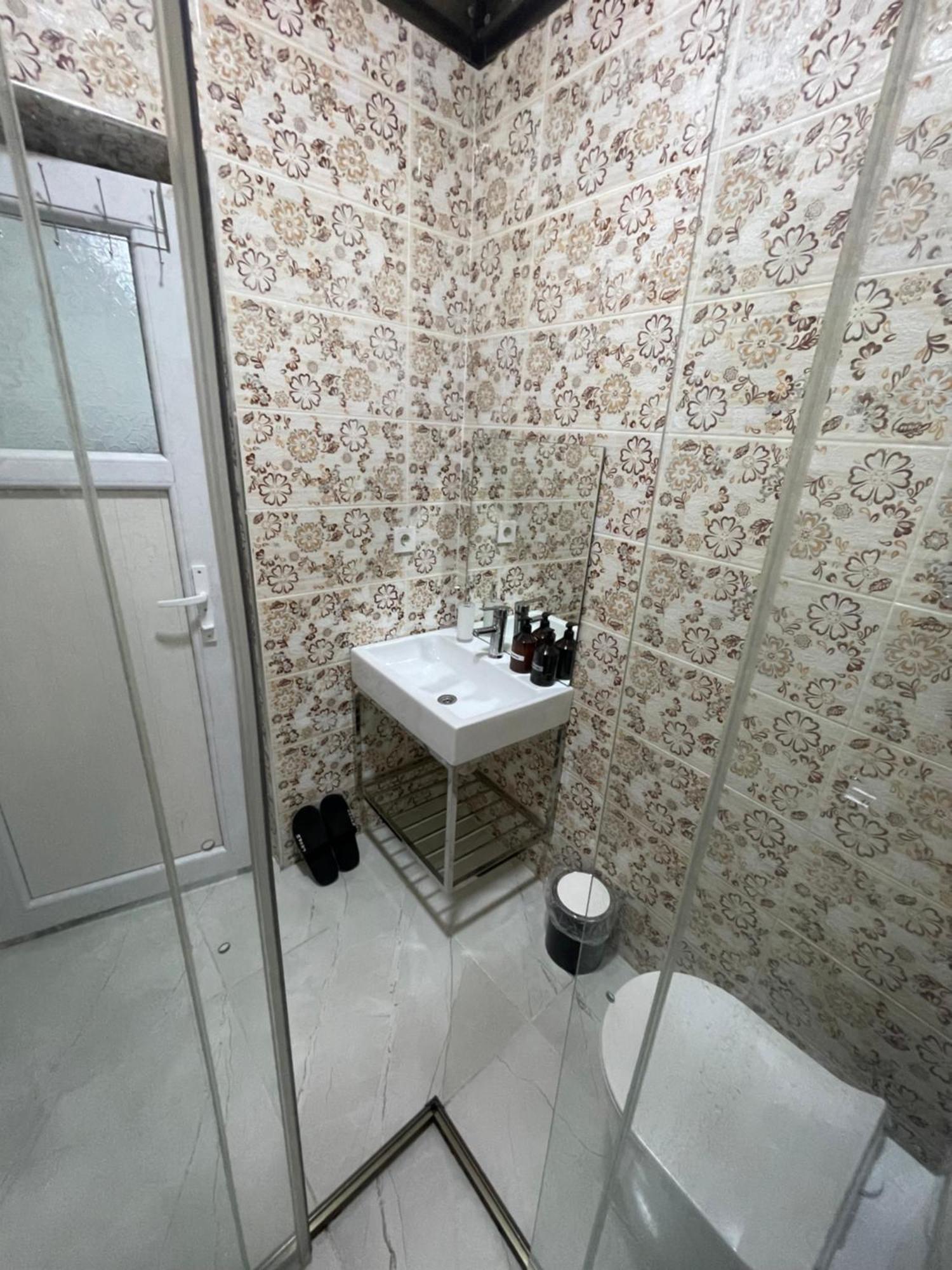The Antares Hotell Istanbul Exteriör bild