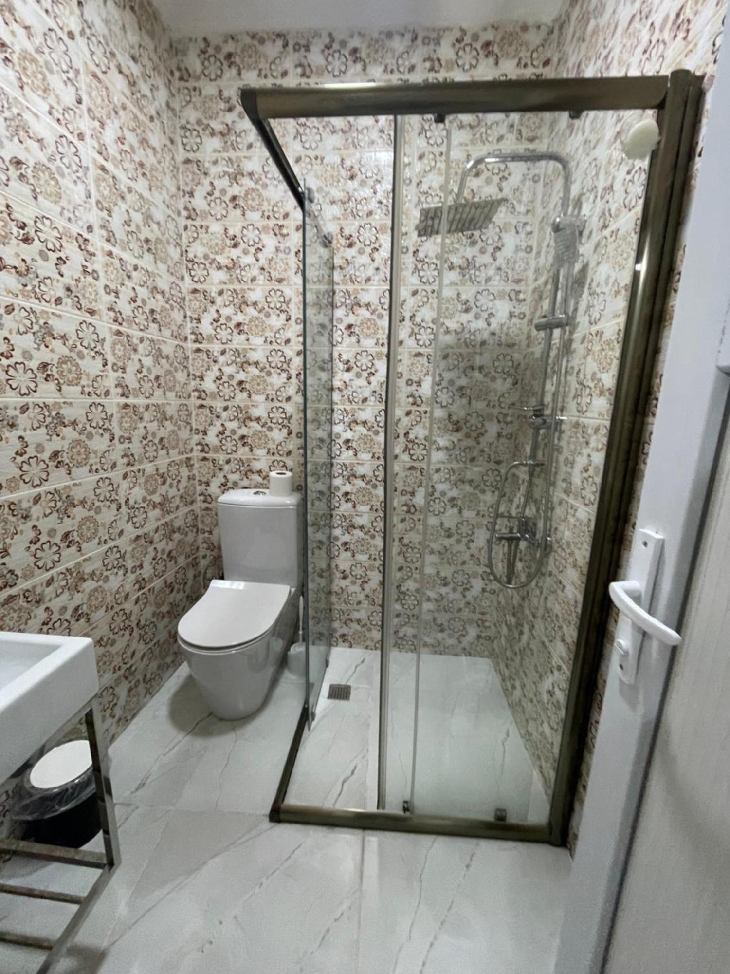 The Antares Hotell Istanbul Exteriör bild