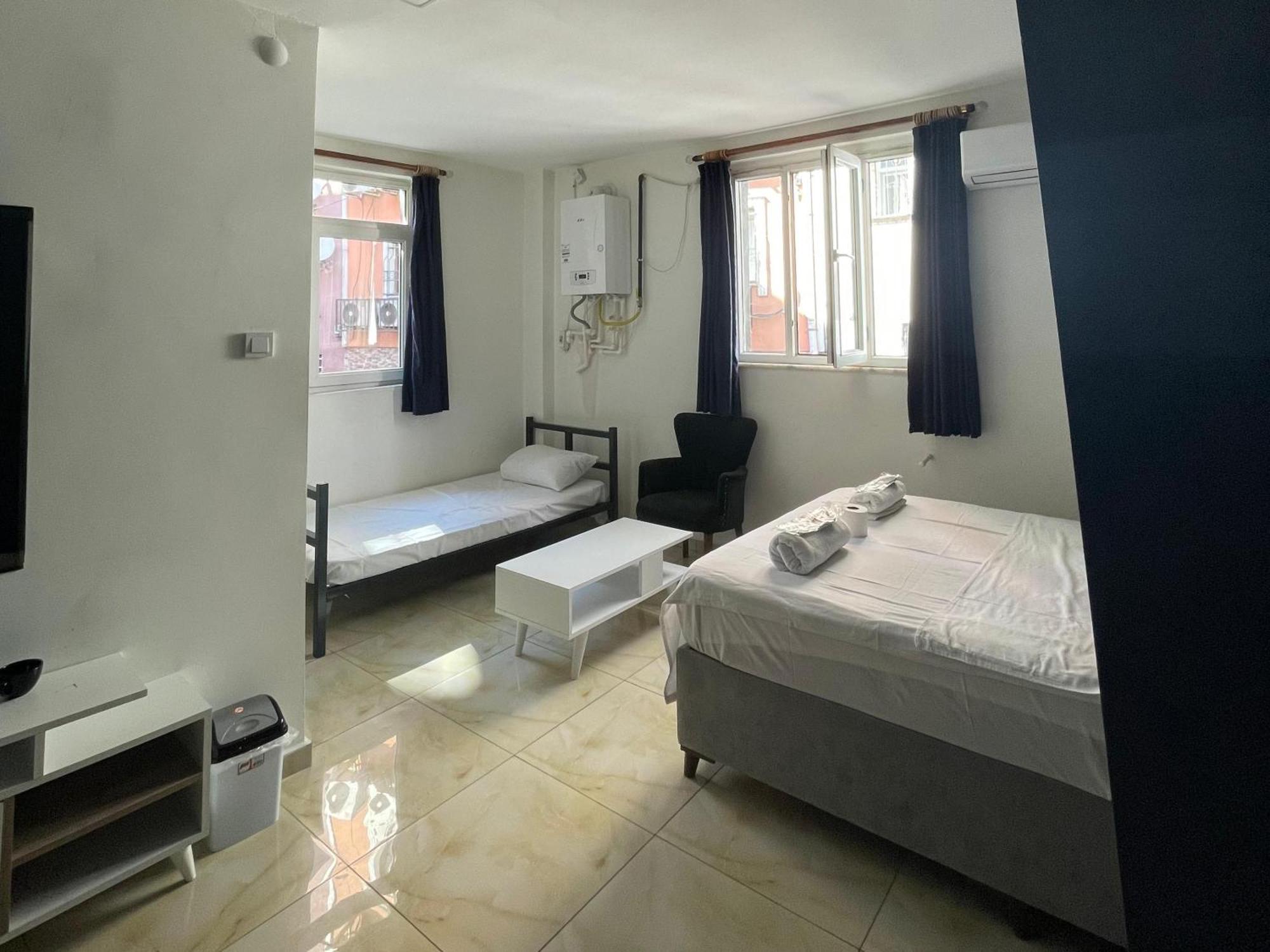 The Antares Hotell Istanbul Exteriör bild